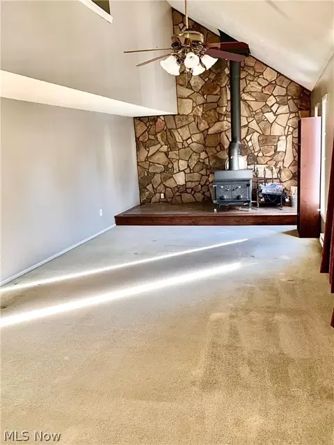 154 Monticello Cir, Elyria, OH 44035 photo 3