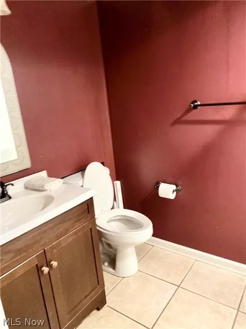154 Monticello Cir, Elyria, OH 44035 photo 11