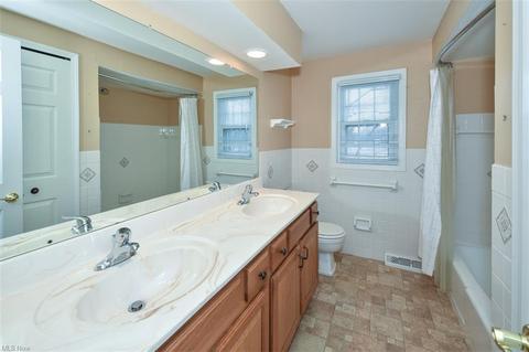 33403 Cromwell Dr, Solon, OH 44139 photo 17
