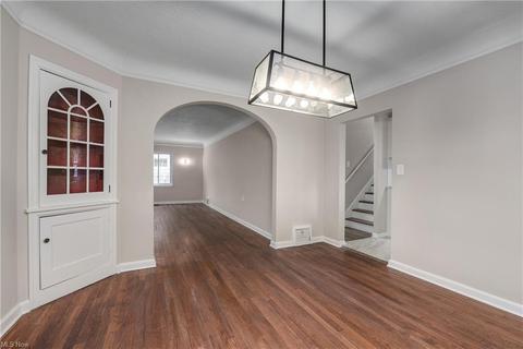 134 E 211th St, Euclid, OH 44123 photo 11
