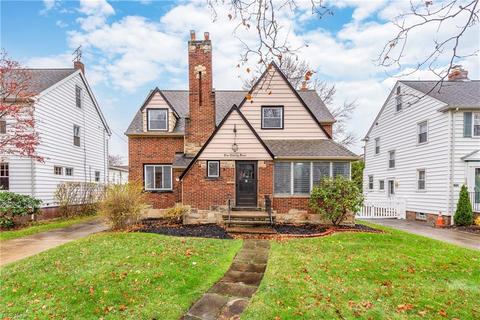 134 E 211th St, Euclid, OH 44123 photo 2