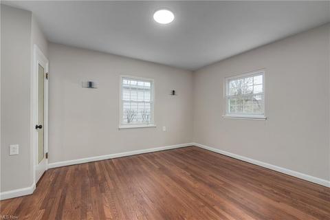 134 E 211th St, Euclid, OH 44123 photo 22