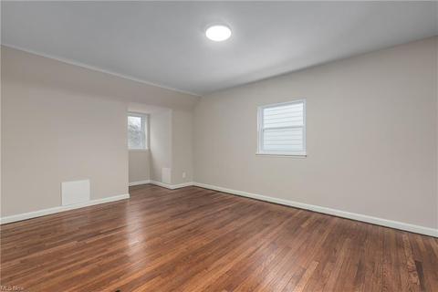 134 E 211th St, Euclid, OH 44123 photo 26