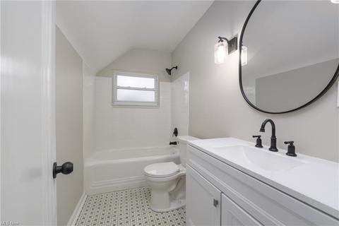 134 E 211th St, Euclid, OH 44123 photo 27