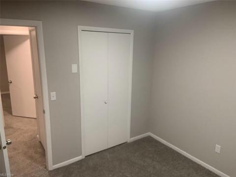 151 Winthrop Dr, Elyria, OH 44035 photo 11