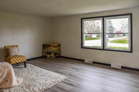 2002 38th St NE, Canton, OH 44705 photo 9