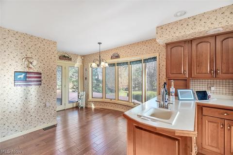 1744 Highland Ln, Ashtabula, OH 44004 photo 5