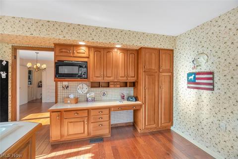 1744 Highland Ln, Ashtabula, OH 44004 photo 7