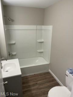 438 E 5th St, Dover, OH 44622 photo 7