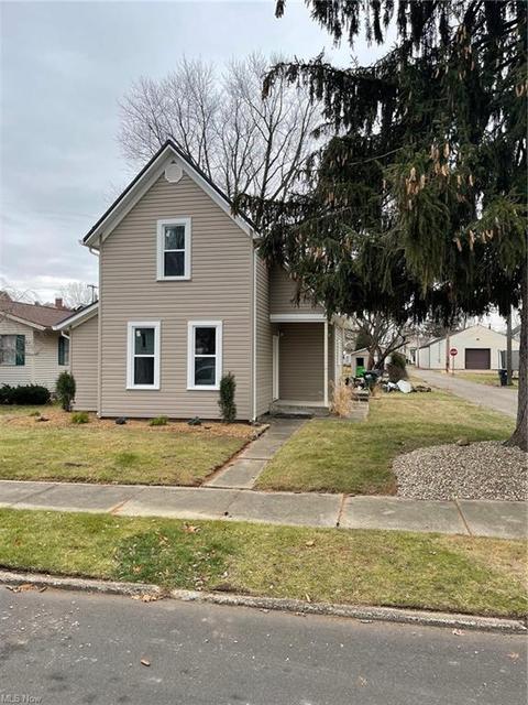 438 E 5th St, Dover, OH 44622 photo 1