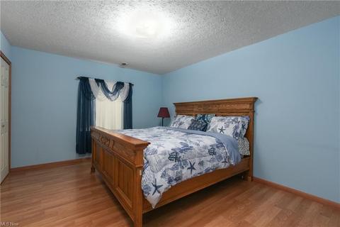105 Manning Ct, Elyria, OH 44035 photo 27
