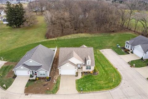 105 Manning Ct, Elyria, OH 44035 photo 6