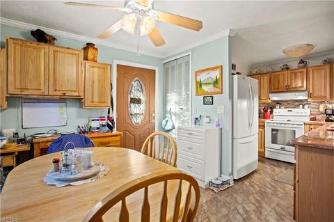 19 Valley Forge Ln, Elyria, OH 44035 photo 10
