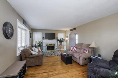 316 Raff Rd NW, Canton, OH 44708 photo 3