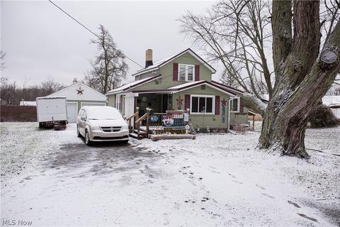 1021 Hamlin Dr, Ashtabula, OH 44004 photo 3