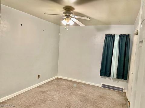 930 E 260th St, Euclid, OH 44132 photo 5