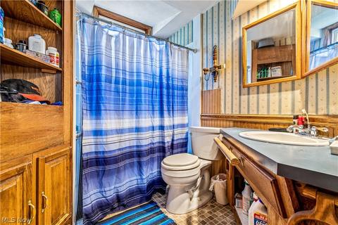 1631 W Park Ave NW, Canton, OH 44708 photo 14
