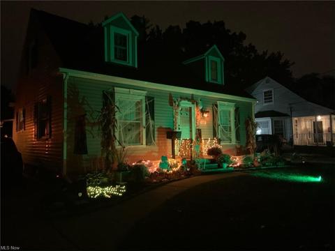 137 E 5th Ave, Berea, OH 44017 photo 4