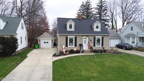 137 E 5th Ave, Berea, OH 44017 photo 3