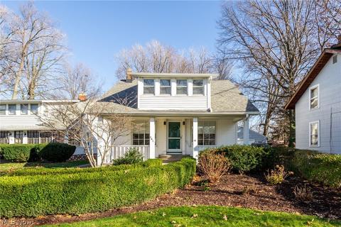 141 E 270th St, Euclid, OH 44132 photo 1