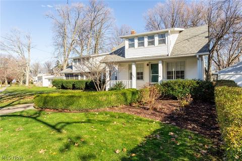 141 E 270th St, Euclid, OH 44132 photo 3