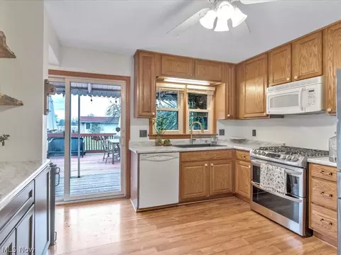 2021 W River Rd S, Elyria, OH 44035 photo 21