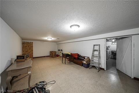 3827 E Waterloo Rd, Akron, OH 44312 photo 27