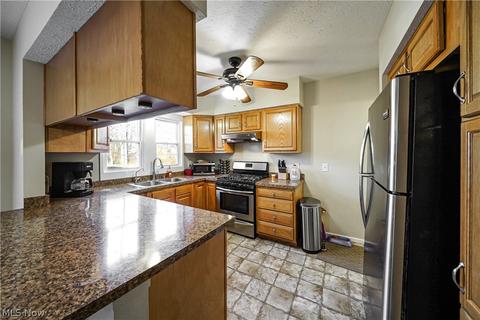3827 E Waterloo Rd, Akron, OH 44312 photo 11