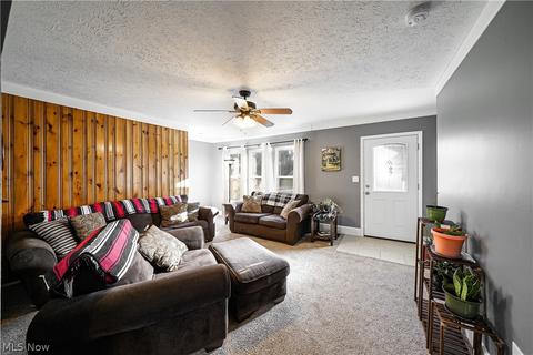 3827 E Waterloo Rd, Akron, OH 44312 photo 15
