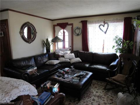99 Andrew St, Berea, OH 44017 photo 5