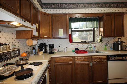 4747 Tioga St NW, Canton, OH 44708 photo 11