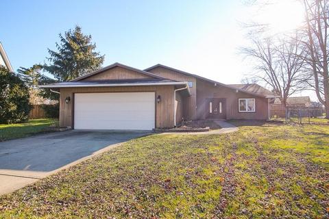 153 Chesapeake Ct, Elyria, OH 44035 photo 1