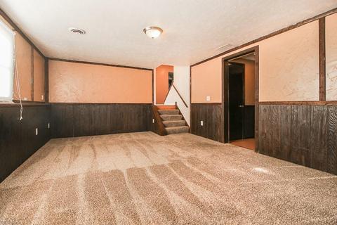 153 Chesapeake Ct, Elyria, OH 44035 photo 17