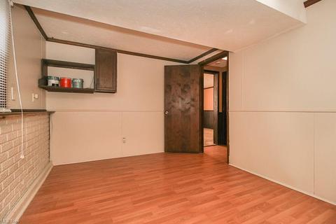 153 Chesapeake Ct, Elyria, OH 44035 photo 22
