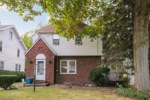 1126 Diagonal Rd, Akron, OH 44320 photo 1