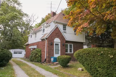 1126 Diagonal Rd, Akron, OH 44320 photo 2