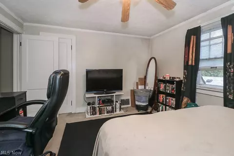 1126 Diagonal Rd, Akron, OH 44320 photo 20
