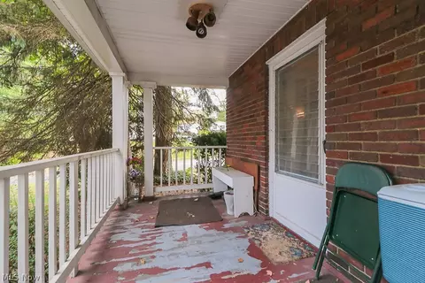 1126 Diagonal Rd, Akron, OH 44320 photo 27