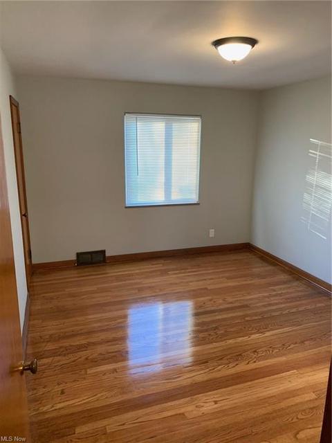 285 E 193rd St, Euclid, OH 44119 photo 10