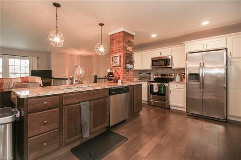 5667 Rangeview Dr, Seven Hills, OH 44131 photo 8