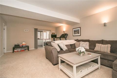 5667 Rangeview Dr, Seven Hills, OH 44131 photo 20