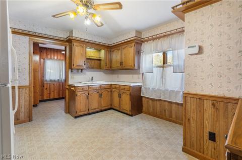 215 53rd St SE, Canton, OH 44707 photo 10