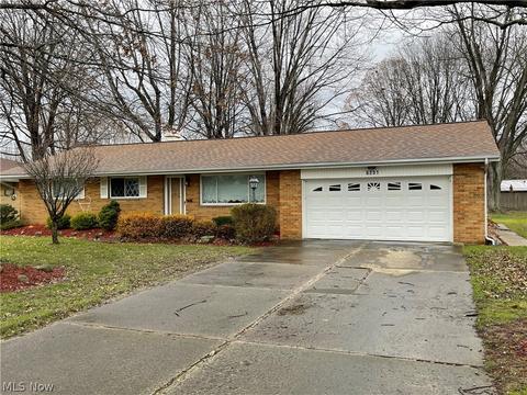 6231 Meldon Dr, Mentor, OH 44060 photo 2