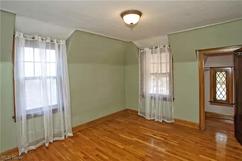 341 E 197th St, Euclid, OH 44119 photo 18