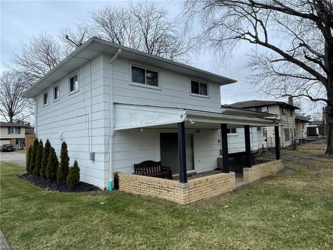 8001 Fenway Dr, Parma, OH 44129 photo 21