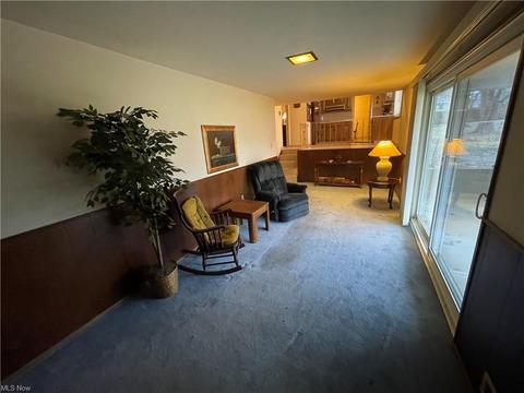 8001 Fenway Dr, Parma, OH 44129 photo 9