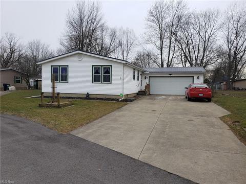 84 Pike Ct, Lagrange, OH 44050 photo 1