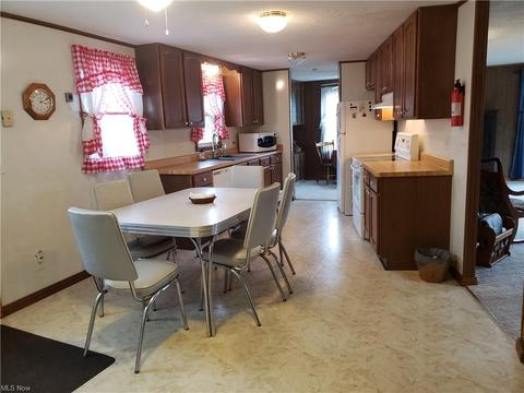 84 Pike Ct, Lagrange, OH 44050 photo 7