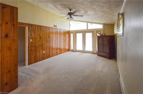 1641 E 49th St, Ashtabula, OH 44004 photo 6
