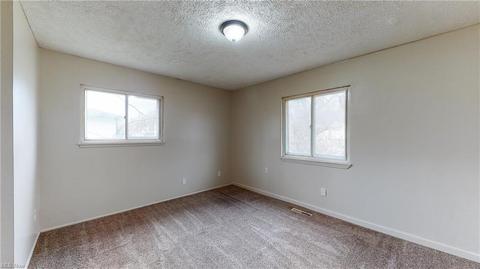 622 Van Everett Ave, Akron, OH 44306 photo 12